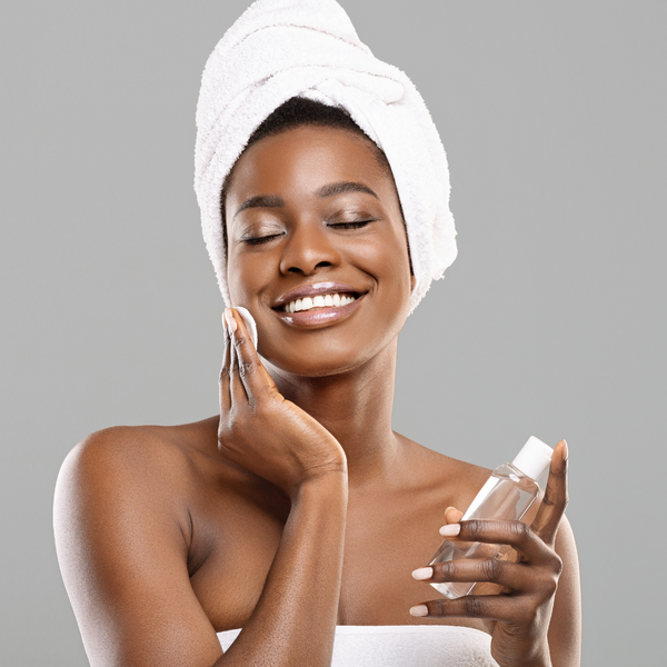 What's the Difference Between an Astringent & Toner?